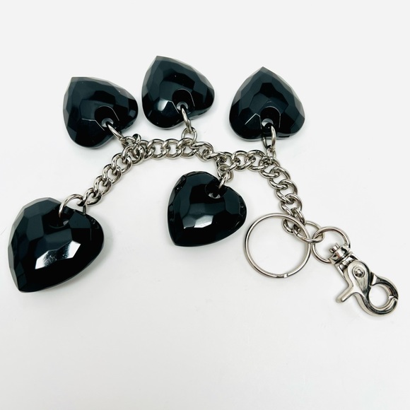 BLACK HEARTS RASIN KEYCHAIN BAG CHARM - Picture 6 of 9